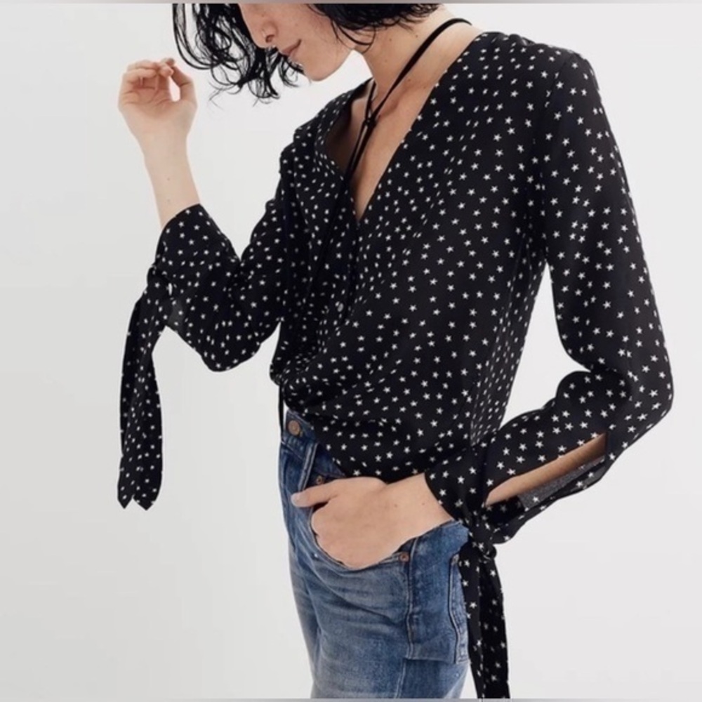 Madewell Silk blouse 
 Star Scatter Tie-sleeves Size S